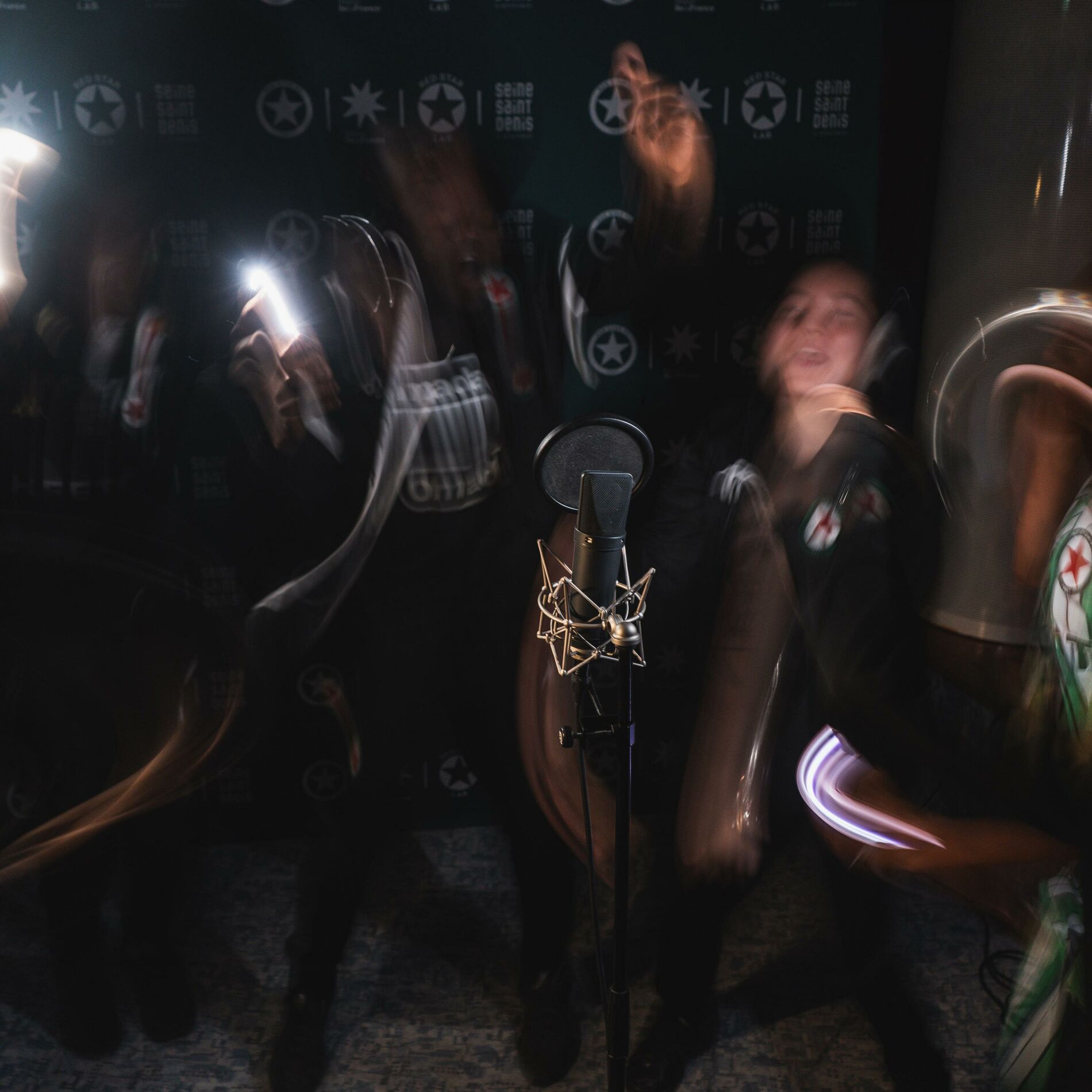 Album cover of Étoile Rouge (feat. Rvzmo)