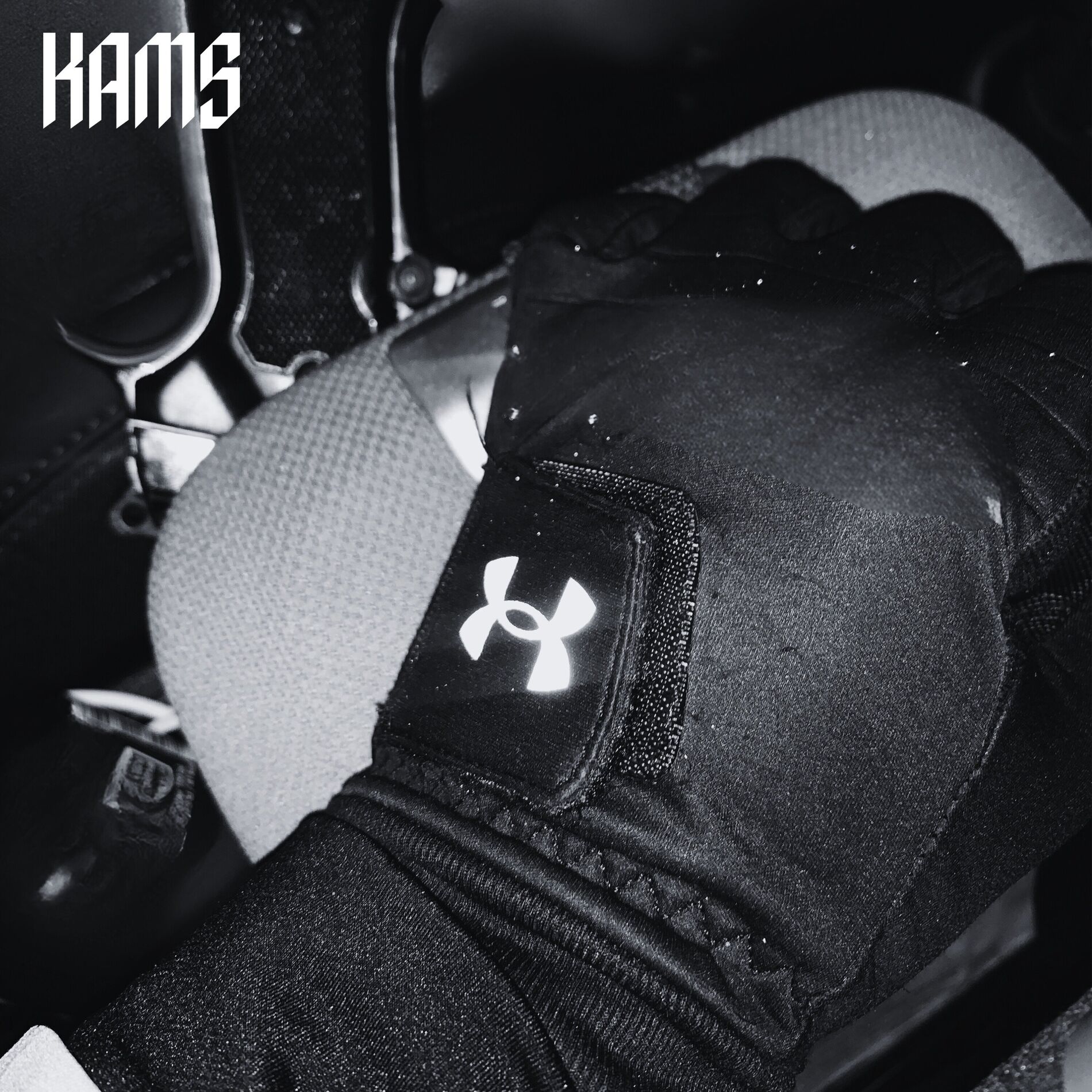Album cover of UNDER ARMOUR