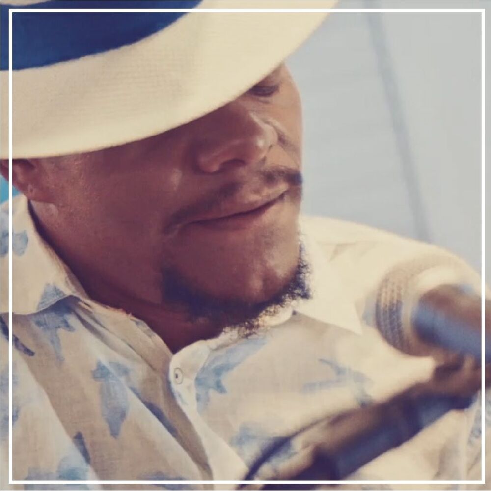 Picture of Trago Flores (Acústico)