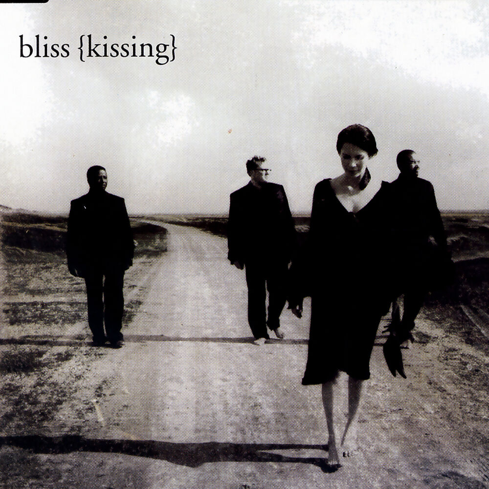 Picture of Kissing