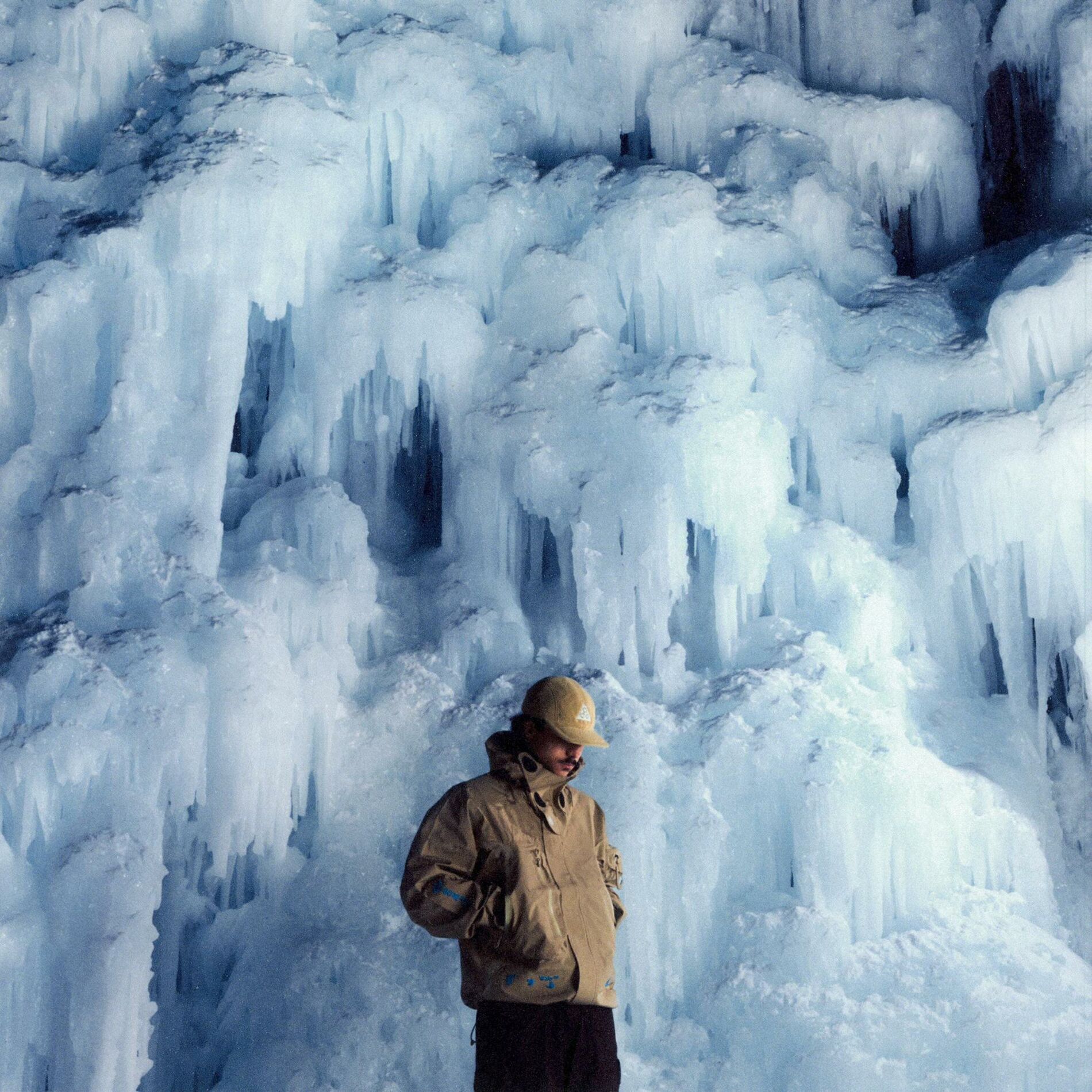 Album cover of -94°C (feat. Yvnnis)