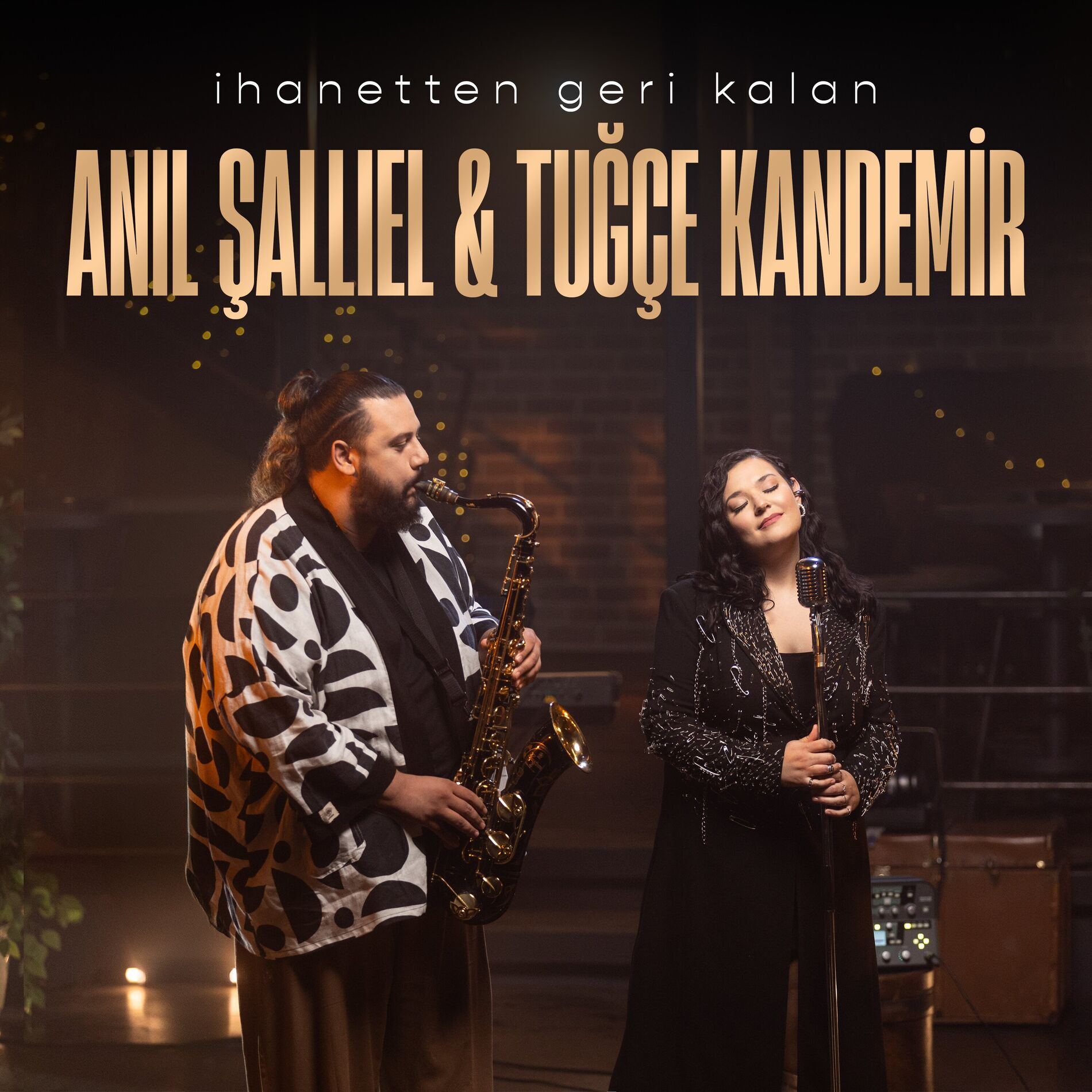 Album cover of İhanetten Geri Kalan