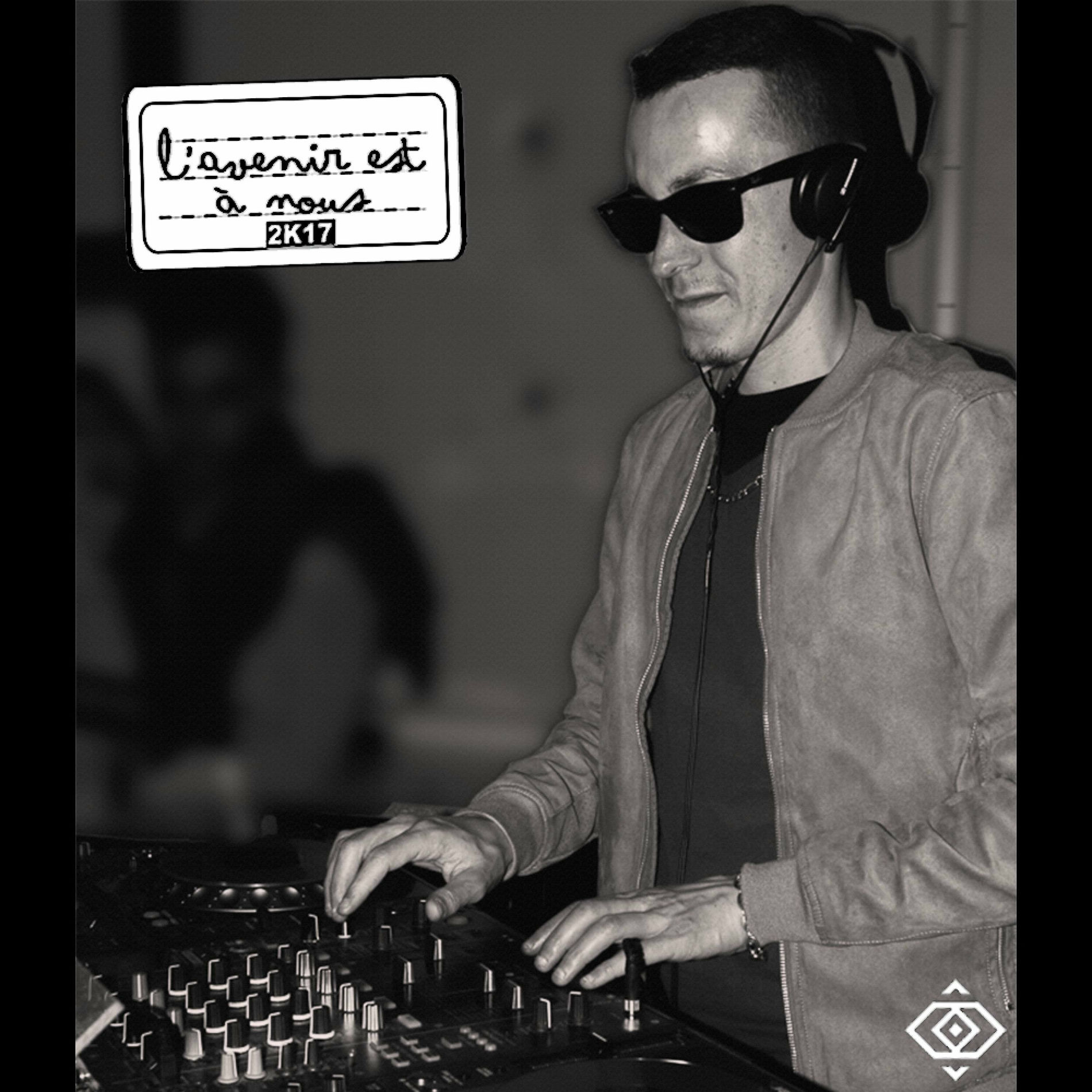 Album cover of L'Avenir est à Nous (Moombahton Remix)