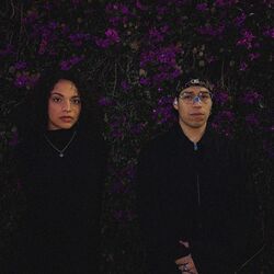 Cover of Nuestro Intro (feat. MAR)