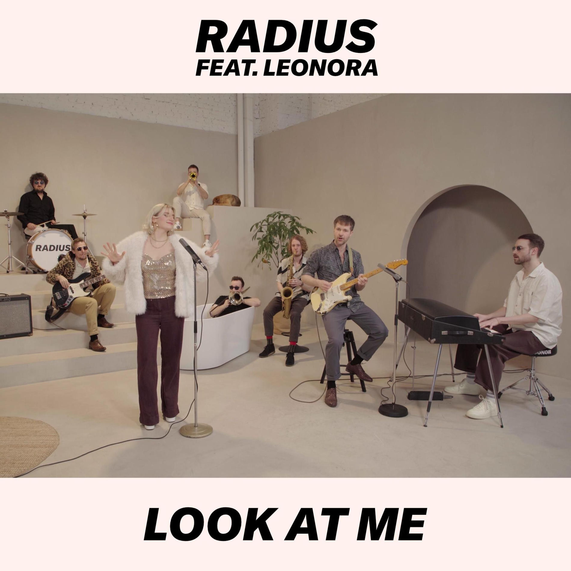 Album cover of Look at me