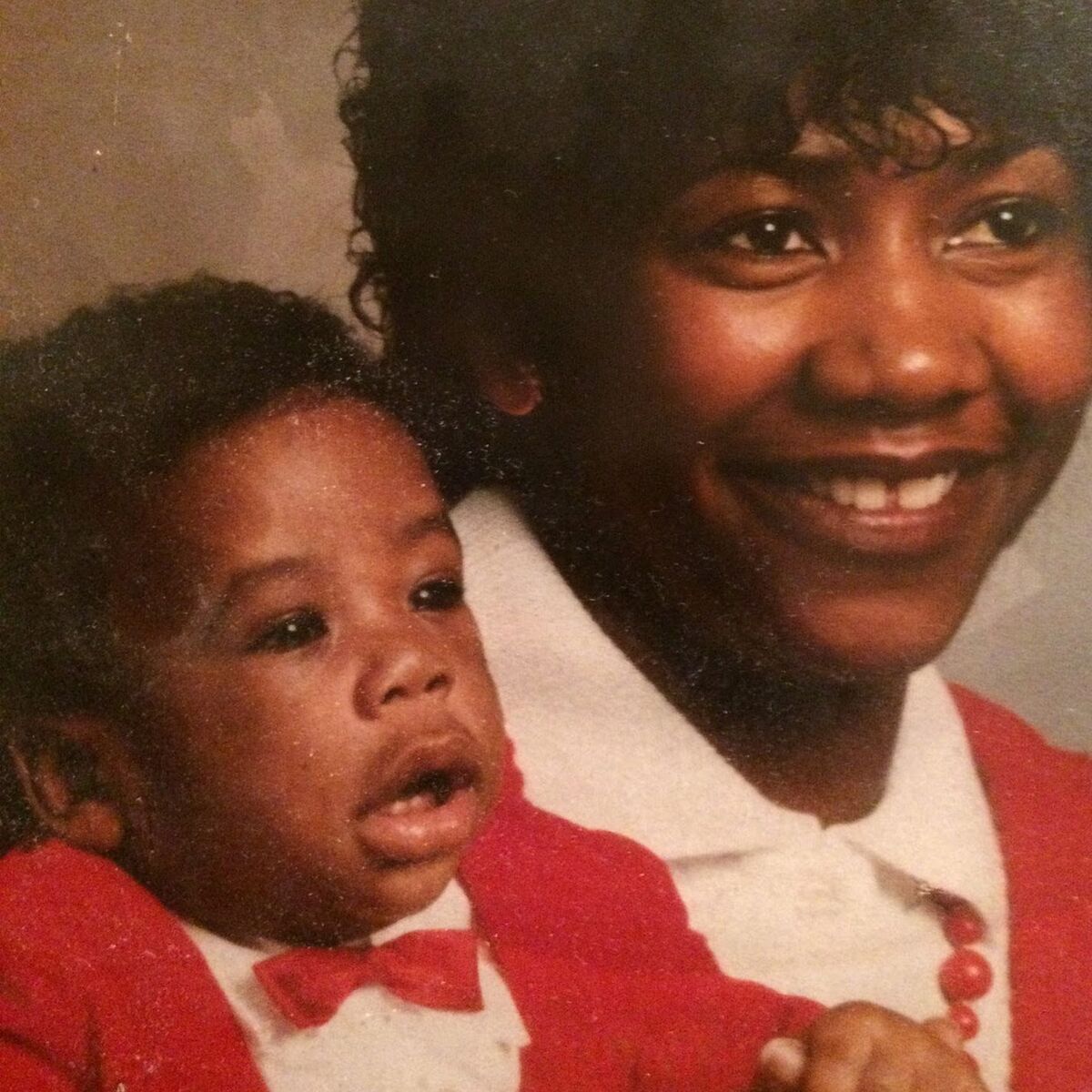 Album cover of #1HappyHoliday