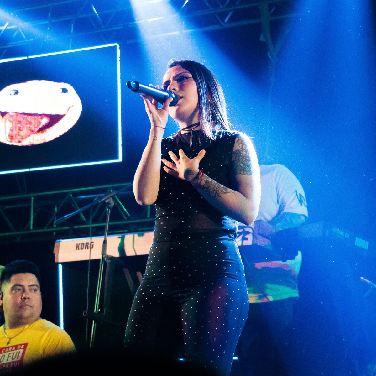 Album cover of Por lo contrario (En Vivo)