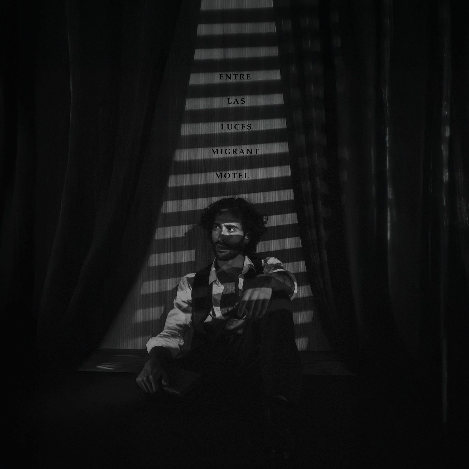 Album cover of Entre Las Luces