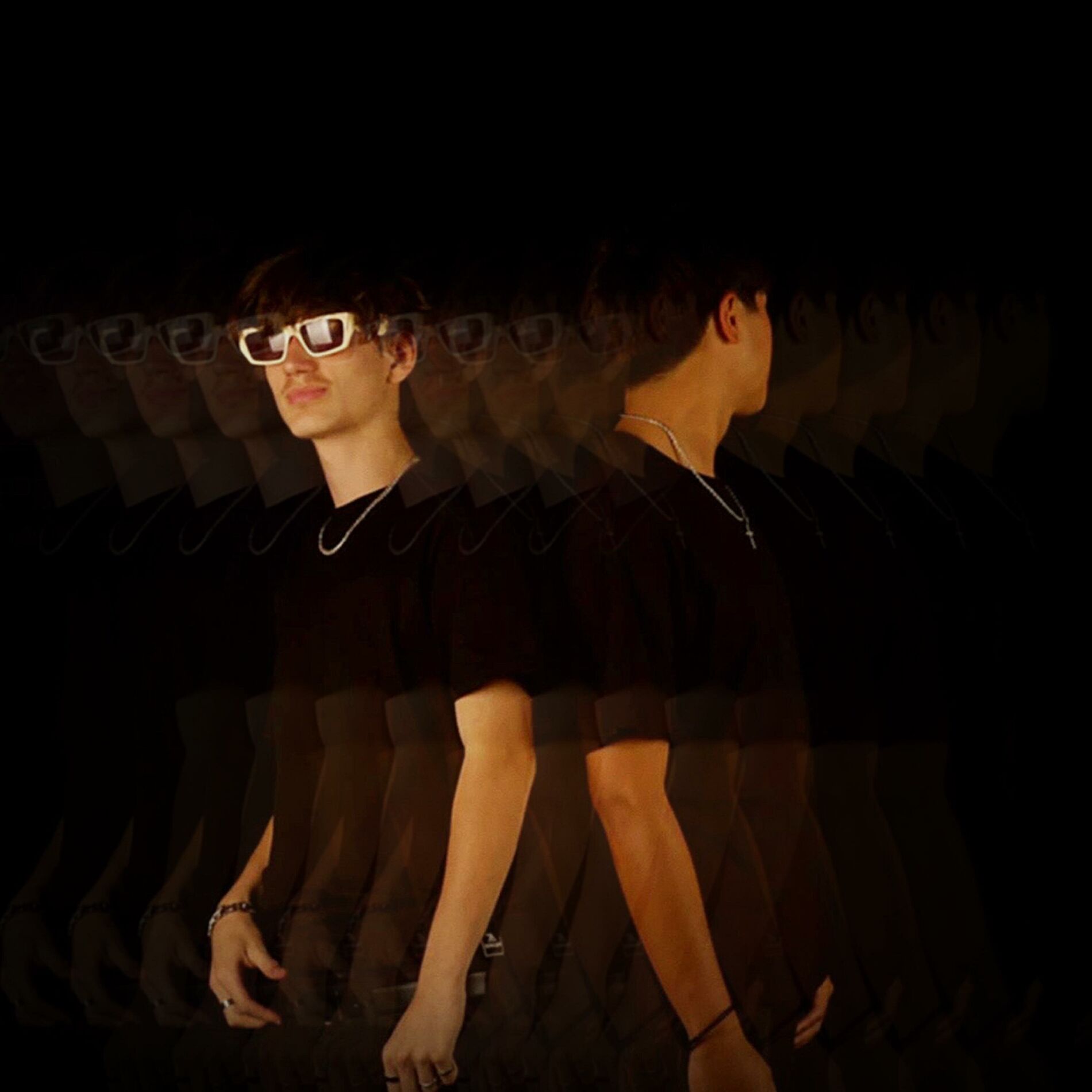 Album cover of Calling (feat. heyzuko!)
