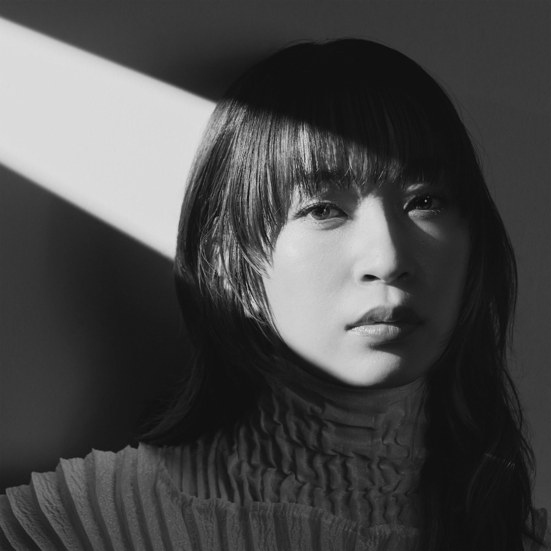 ヒグチ アイ: アルバム、曲、コンサート | Deezer