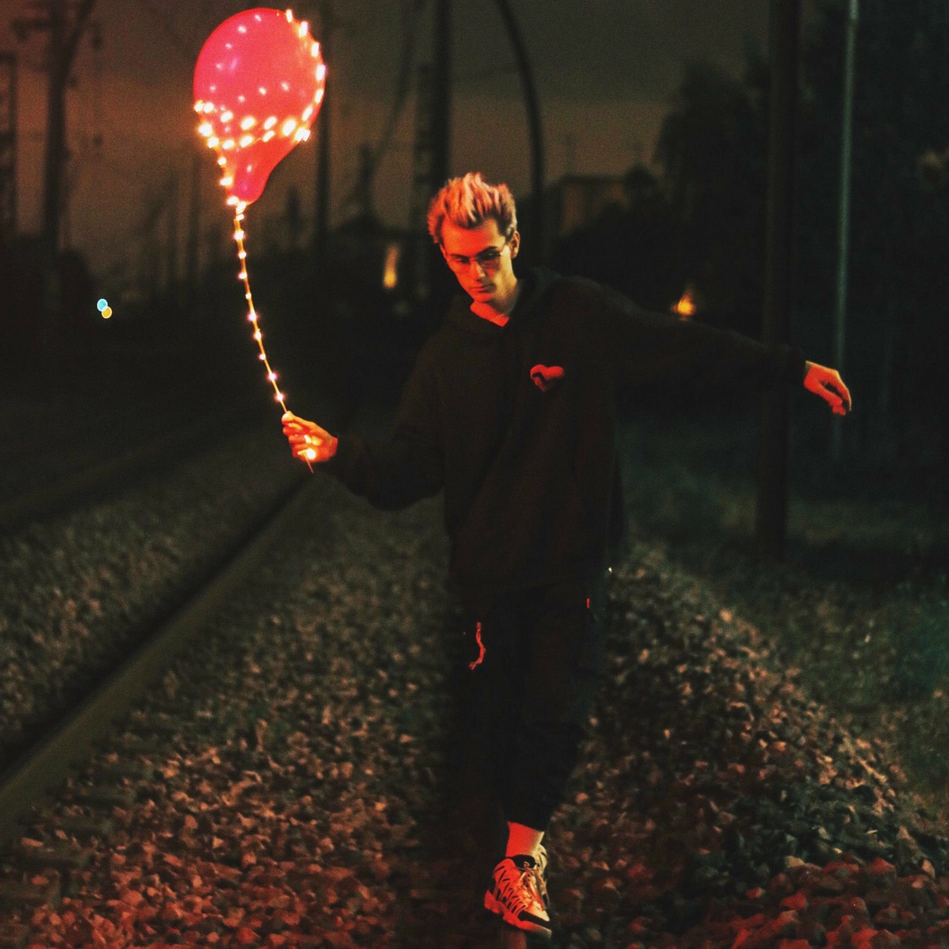 Album cover of Firework (feat. ellixtt)