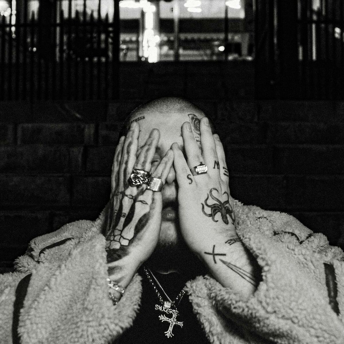 Album cover of Love Me (feat. Bizzy. & Rxseboy)