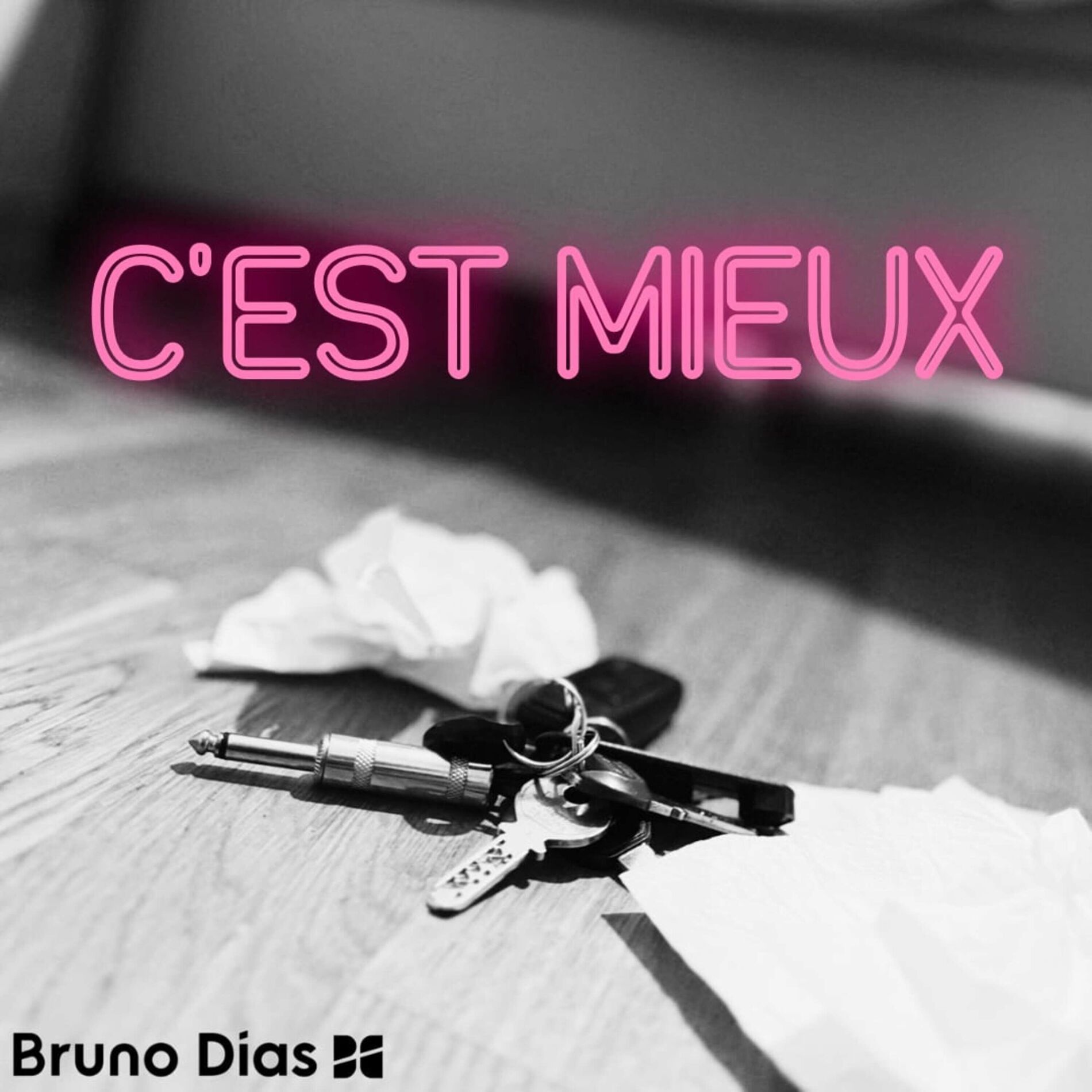 Album cover of C'EST MIEUX