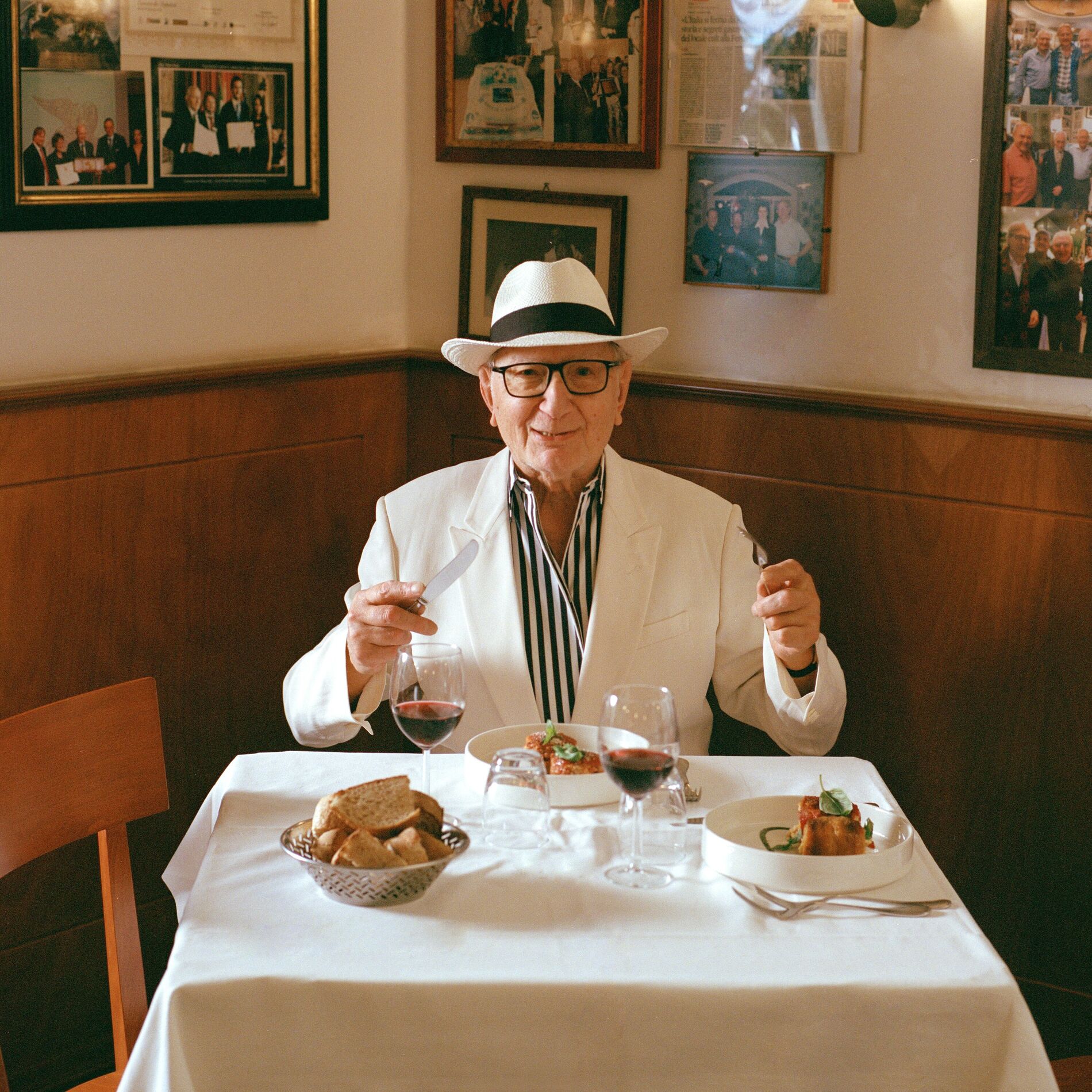 Album cover of Bon Vivant Deluxe