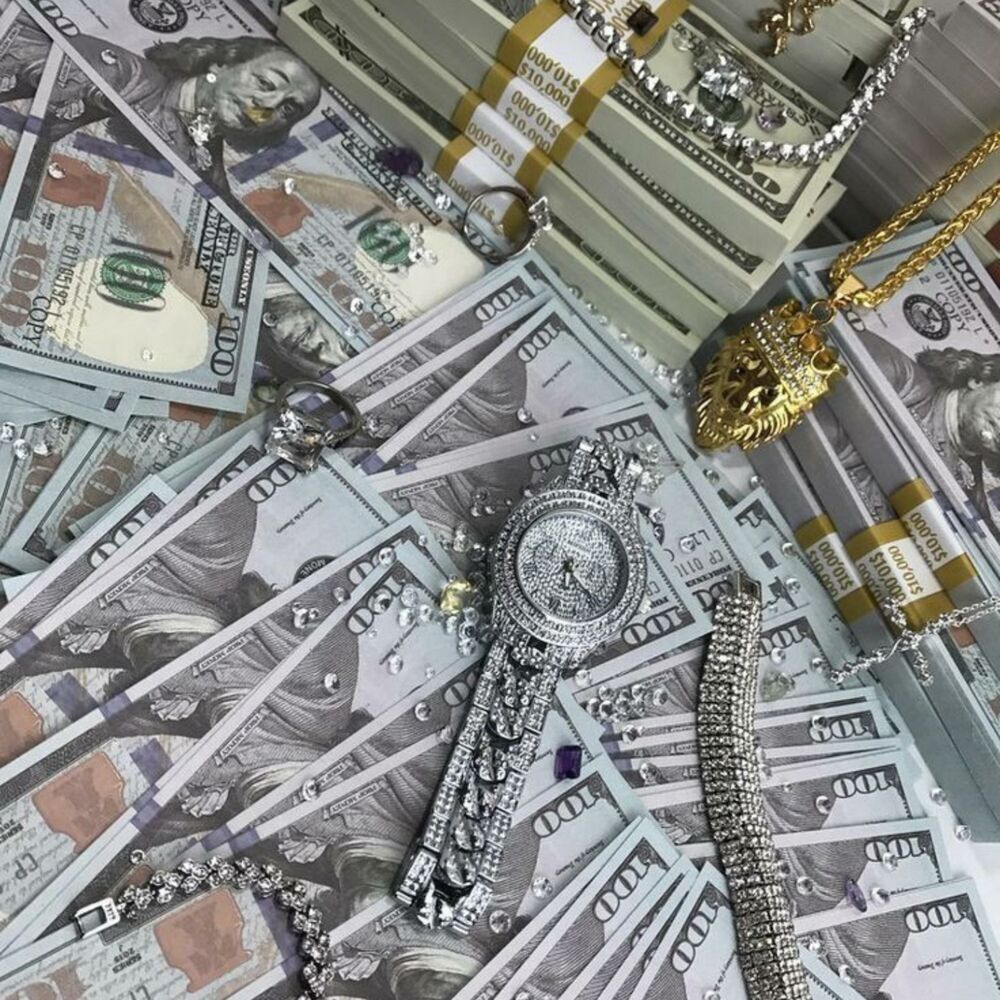 Picture of MILLONES