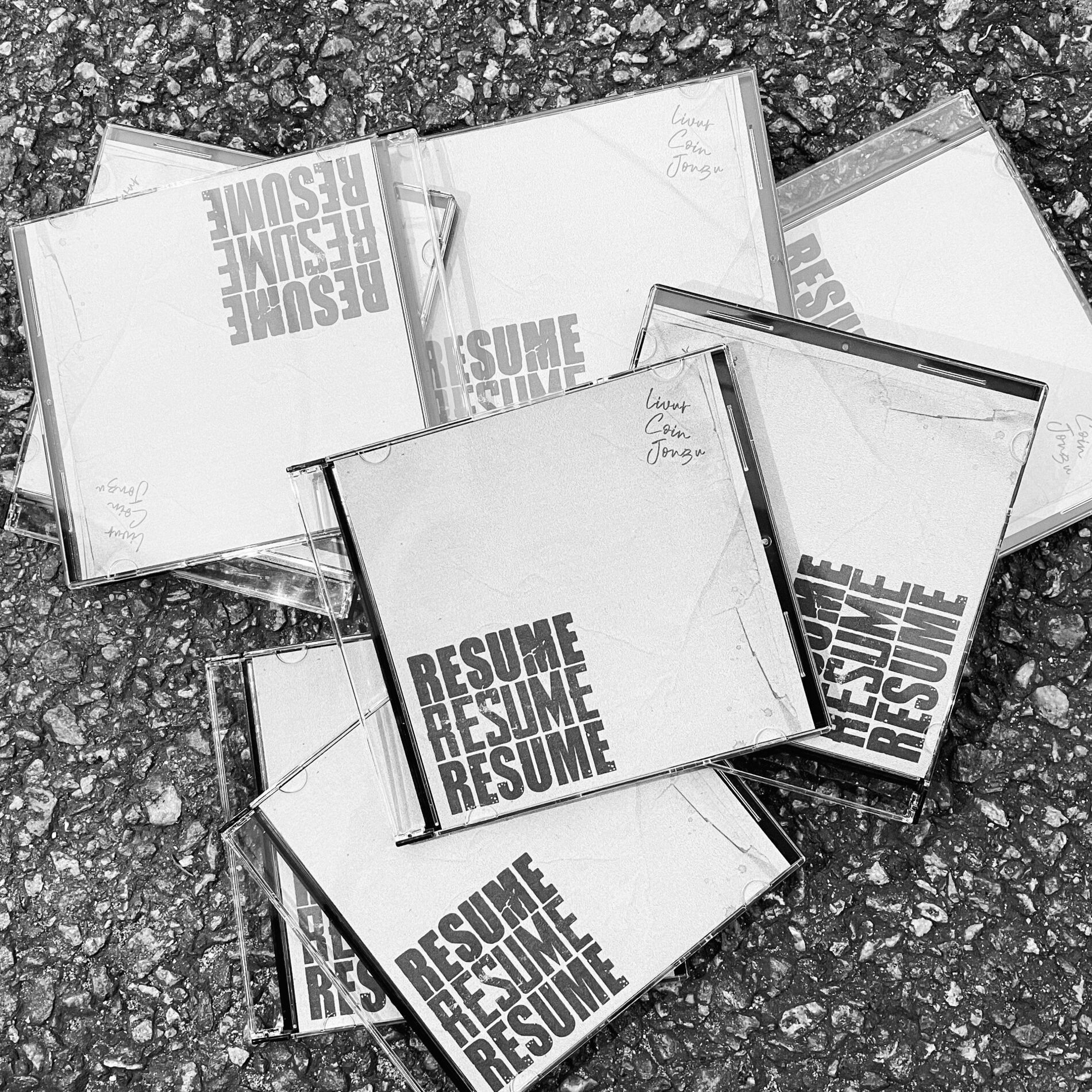 Album cover of RESUMES