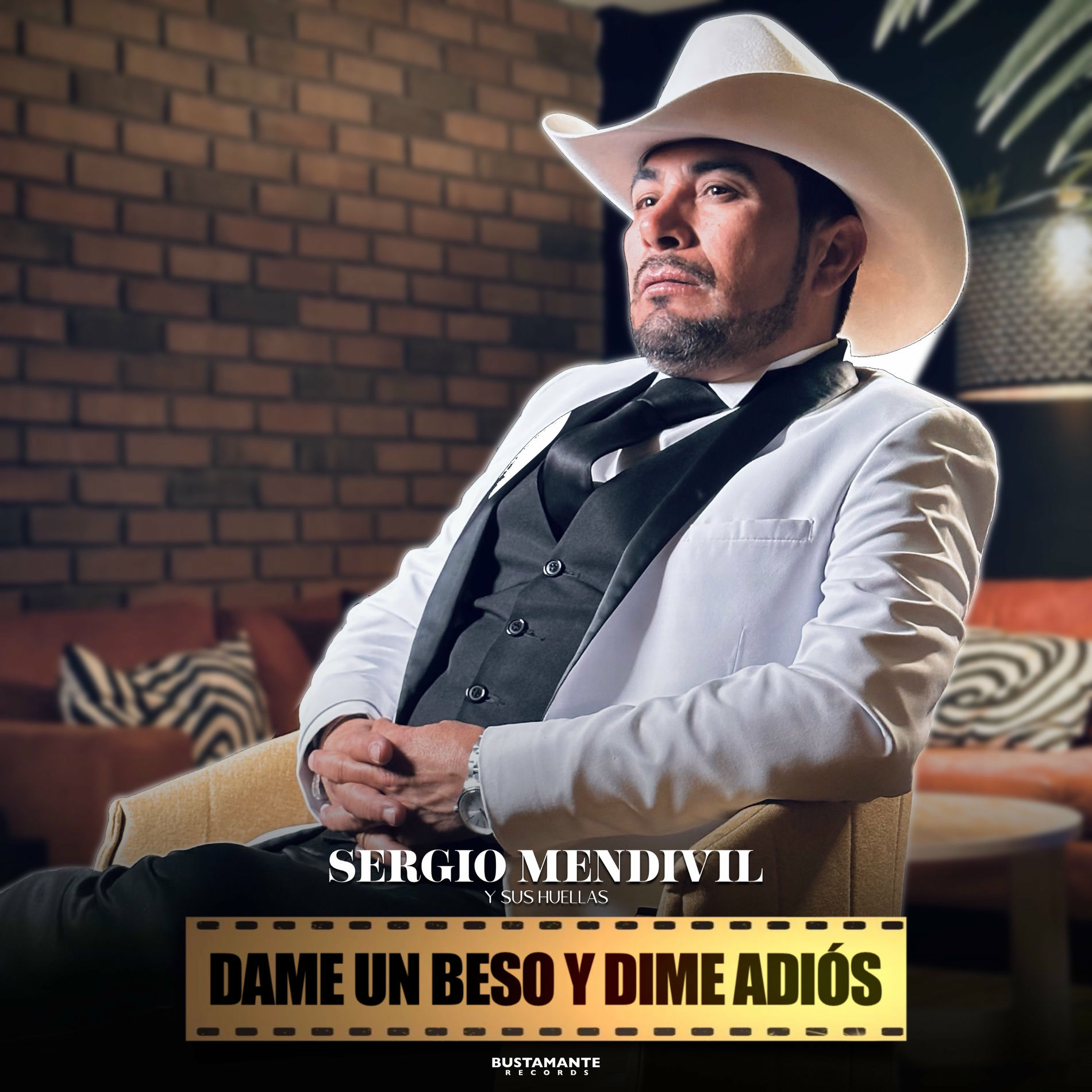 Album cover of Dame un Beso y Dime Adiós