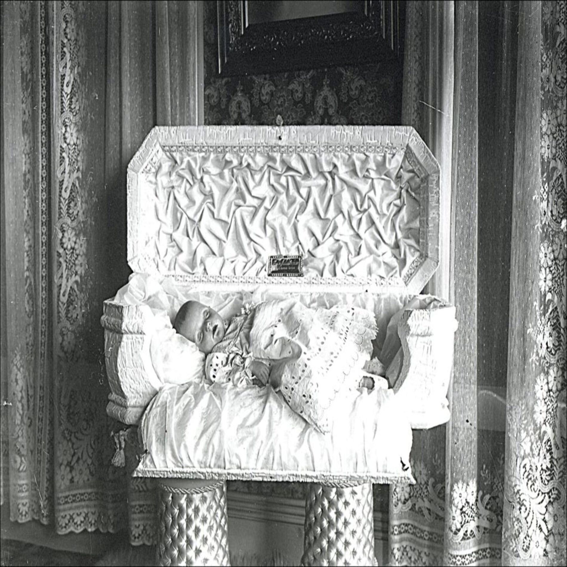 Album cover of The Empty Casket