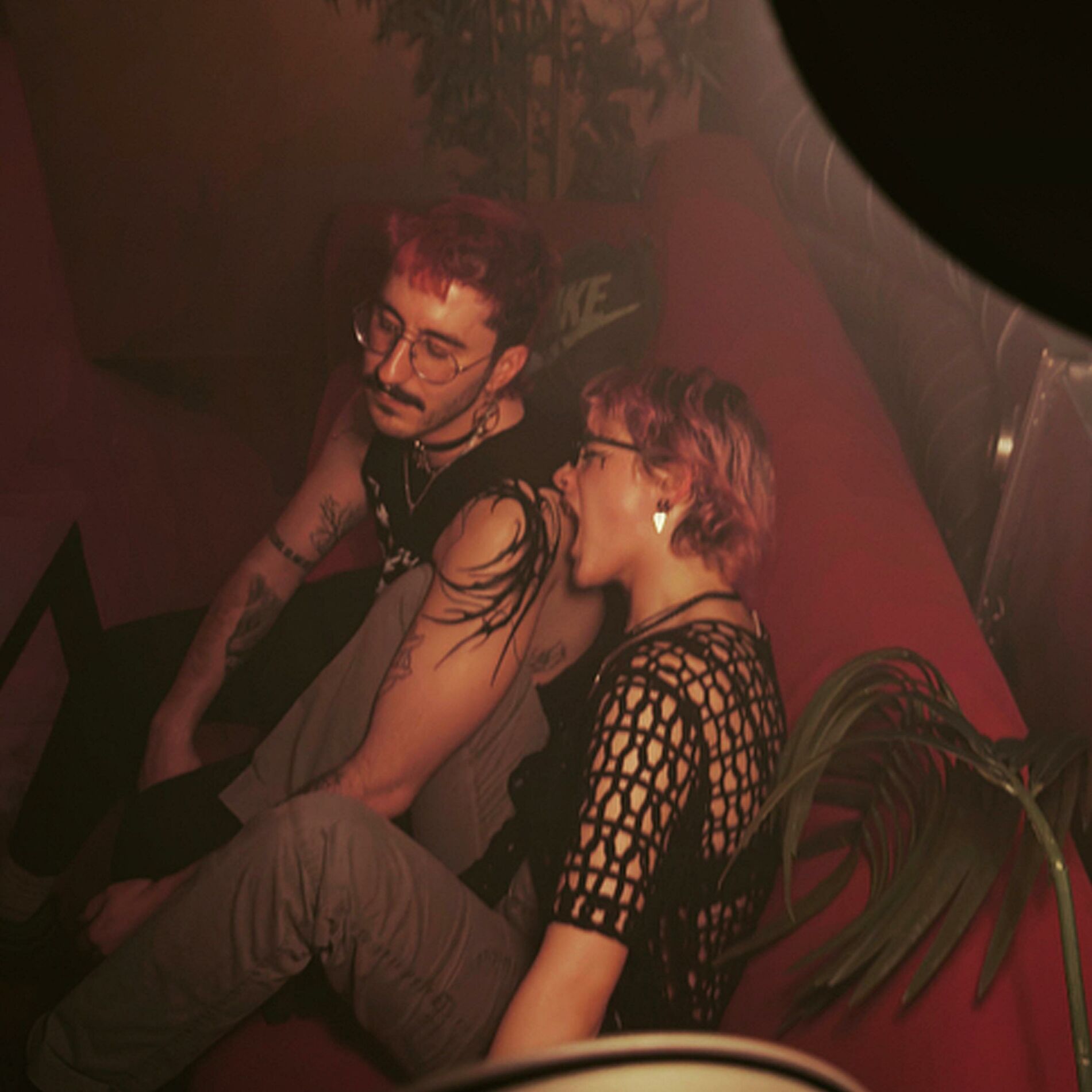 Album cover of SIE LIEBT PILZE - CAERMI REMIX