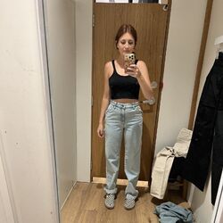 Cover of Ugly in La