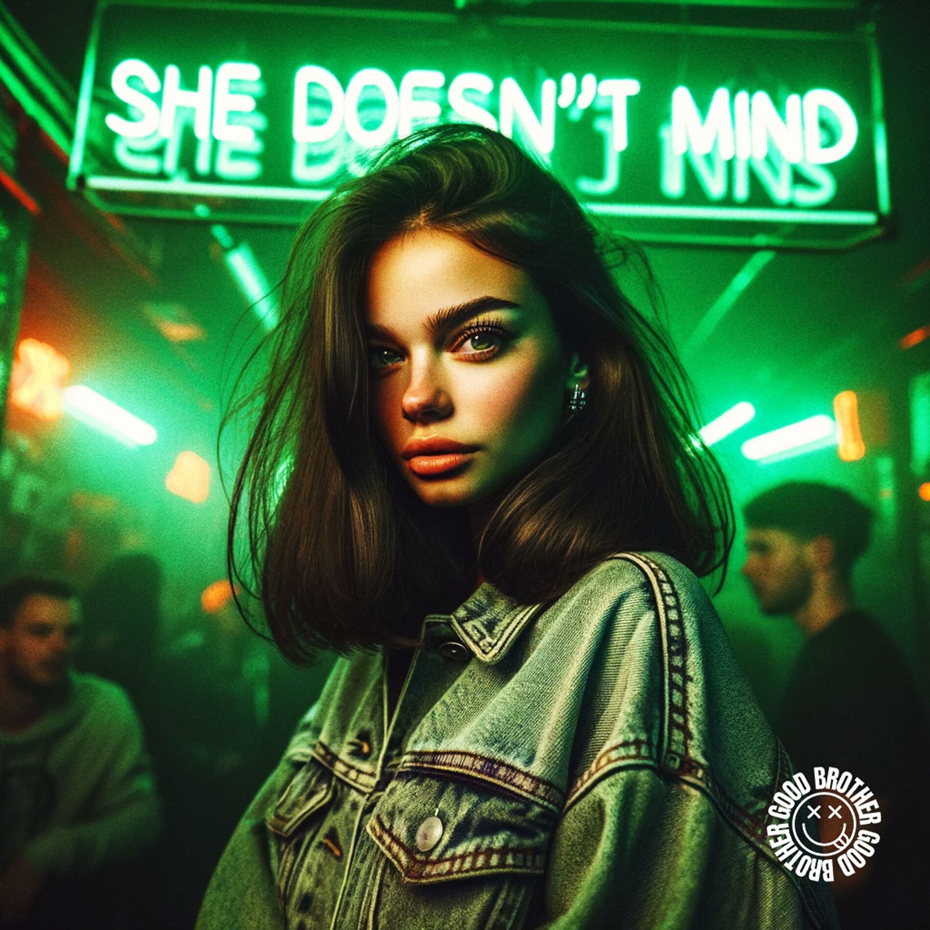 Album cover of SHE DOESN'T MIND