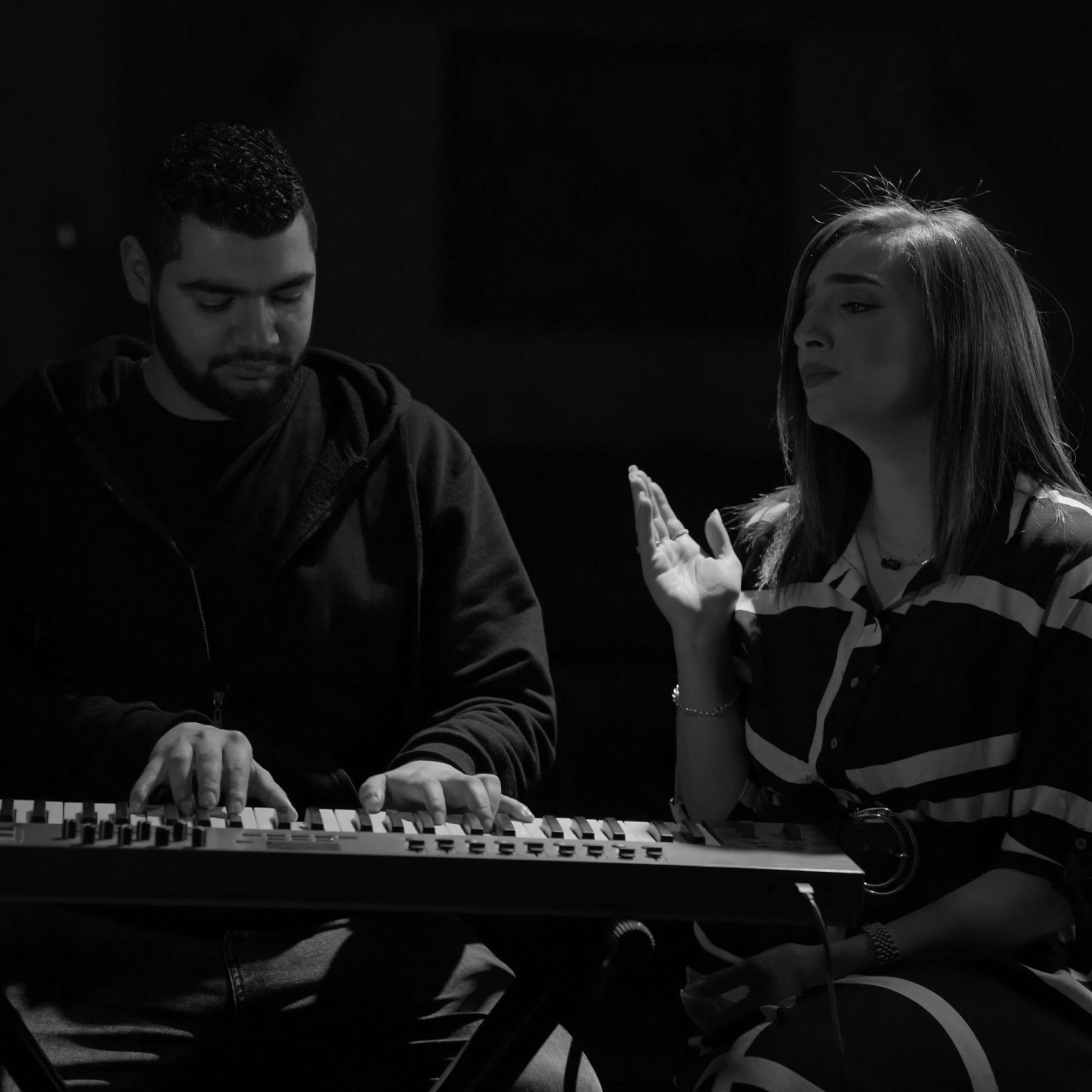 Album cover of بفكر فيك