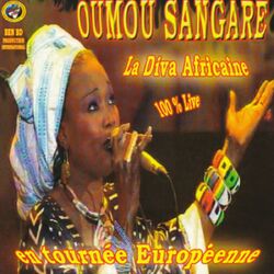 Cover of La diva africaine en tournée européenne (100% Live)