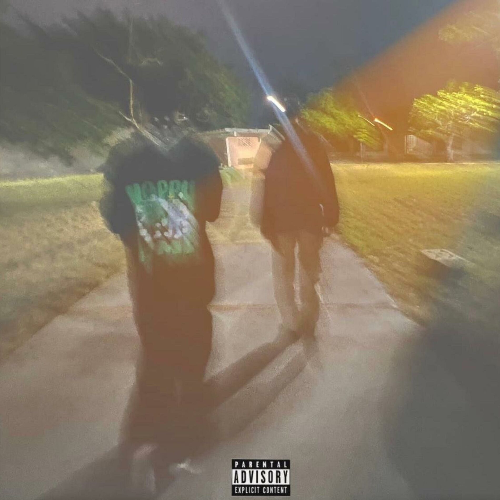 Album cover of LEJOS (feat. Sau)