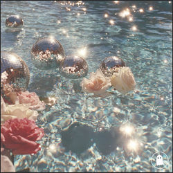 Descargar Solstice - Laguna Yacht Club MP3