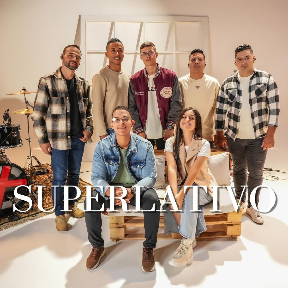 Album cover of SUPERLATIVO