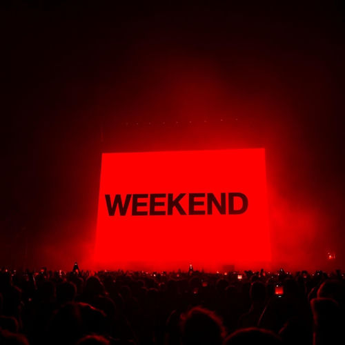 WEEKEND