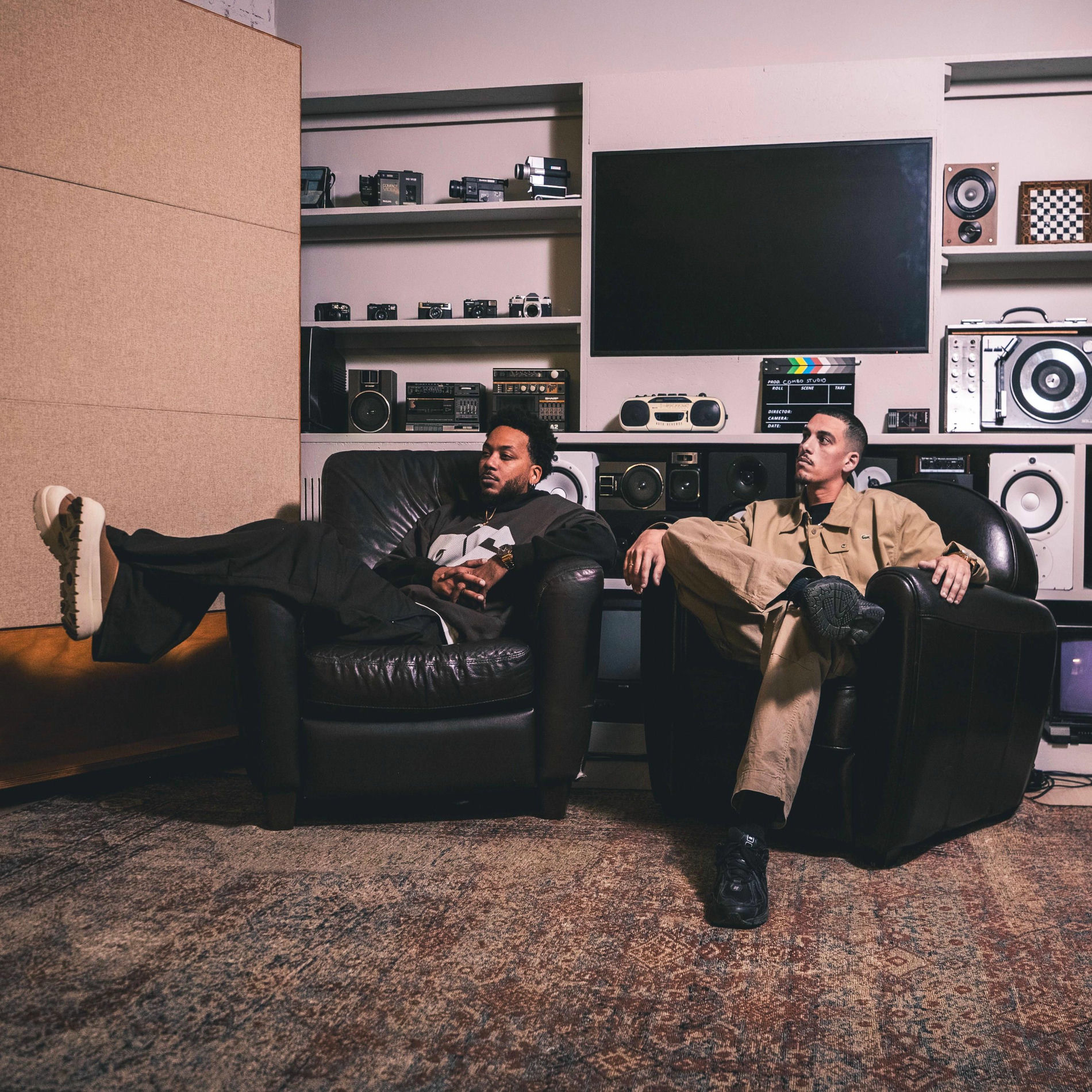 Album cover of LES DEUX (feat. Jewel Usain)