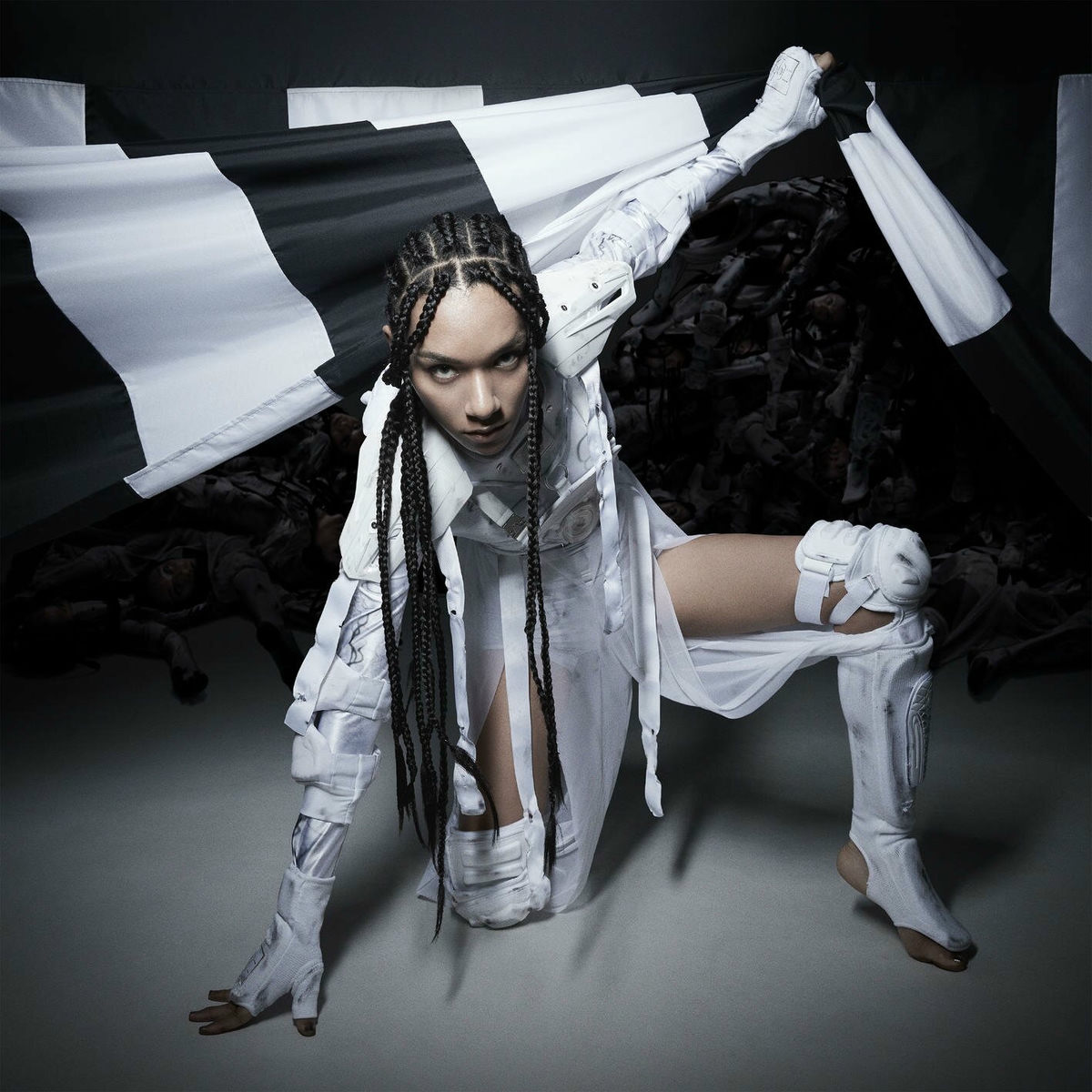 Queen Bee - ZERO ICHI | Deezer