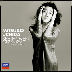 Cover of Beethoven: Piano Sonatas Nos.30, 31 & 32