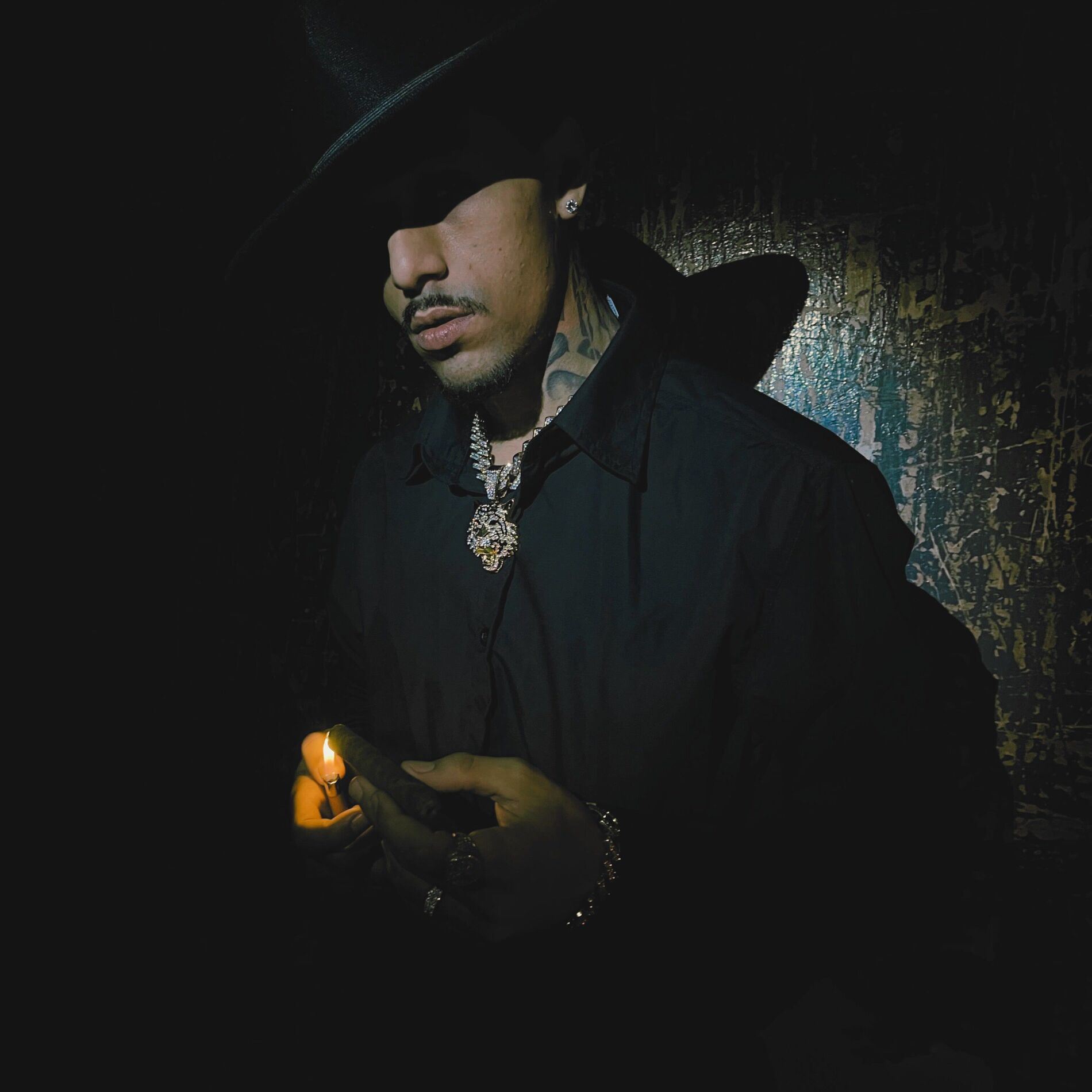 Album cover of Inimigos Ocultos
