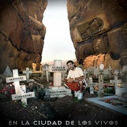 Cover of En la Ciudad de los Vivos