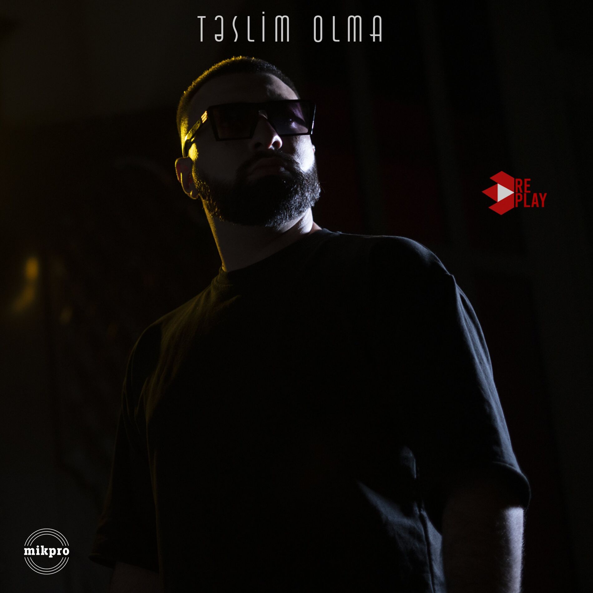Album cover of Təslim Olma
