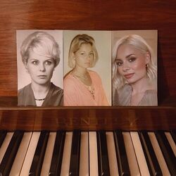Cover of Dinner Table