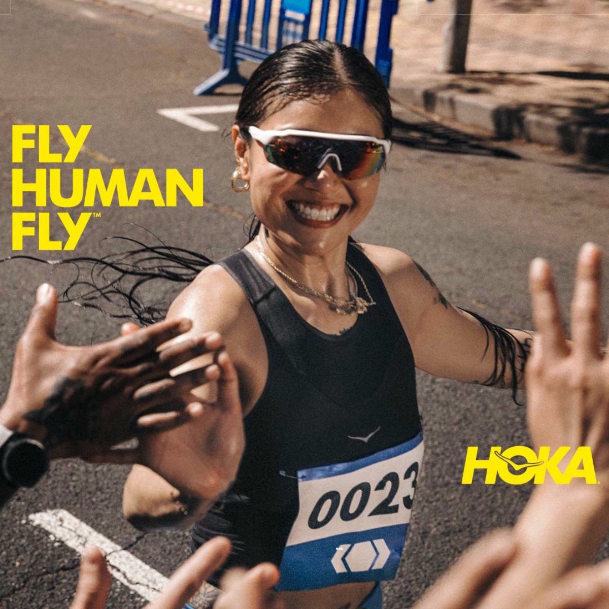 Cover of playlist HOKA - ENSEMBLE, VISONS PLUS HAUT