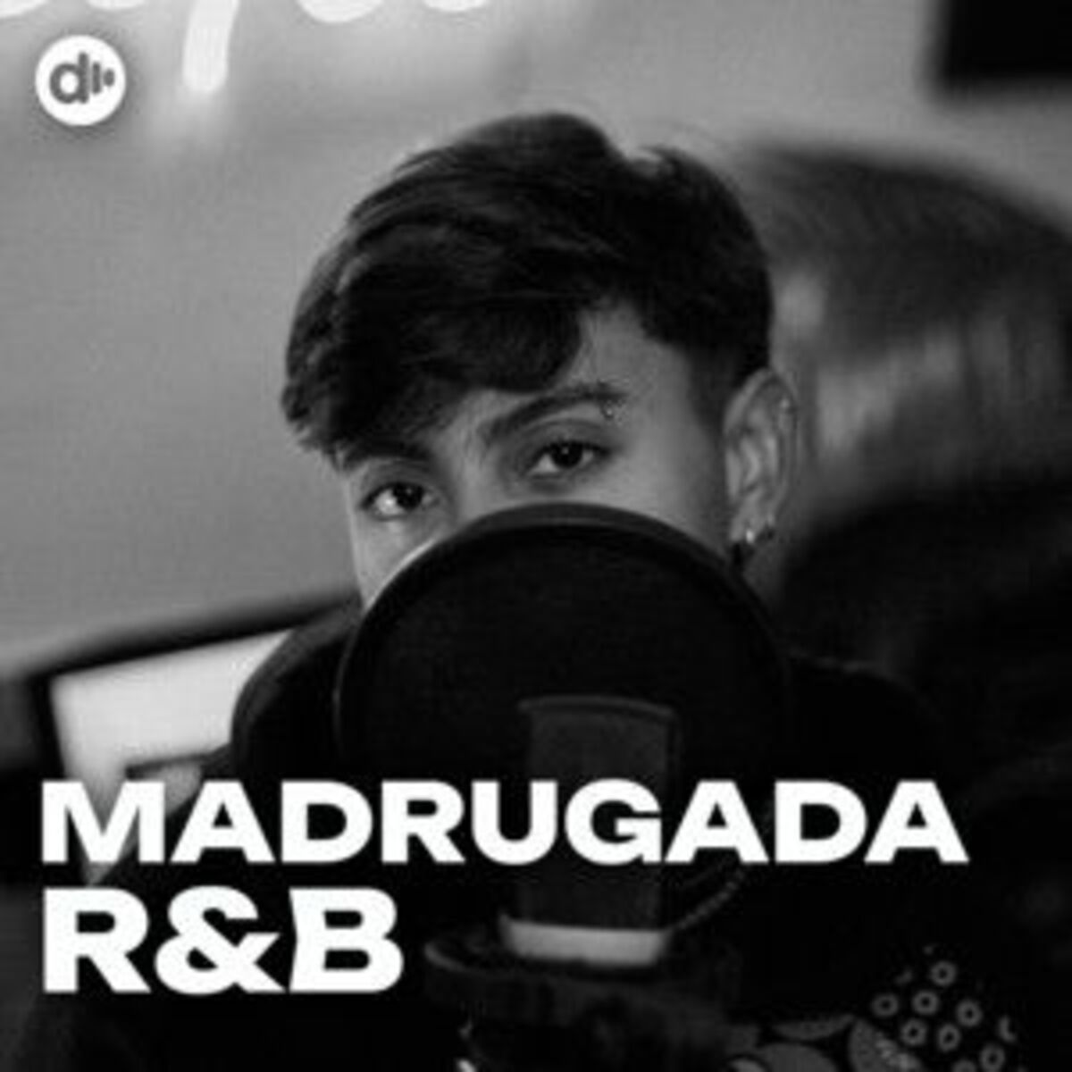 Cover of playlist Madrugada R&B  🌙✨ R&B 2025