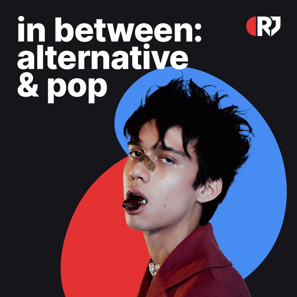 Cover of playlist in between: Alternative & Pop