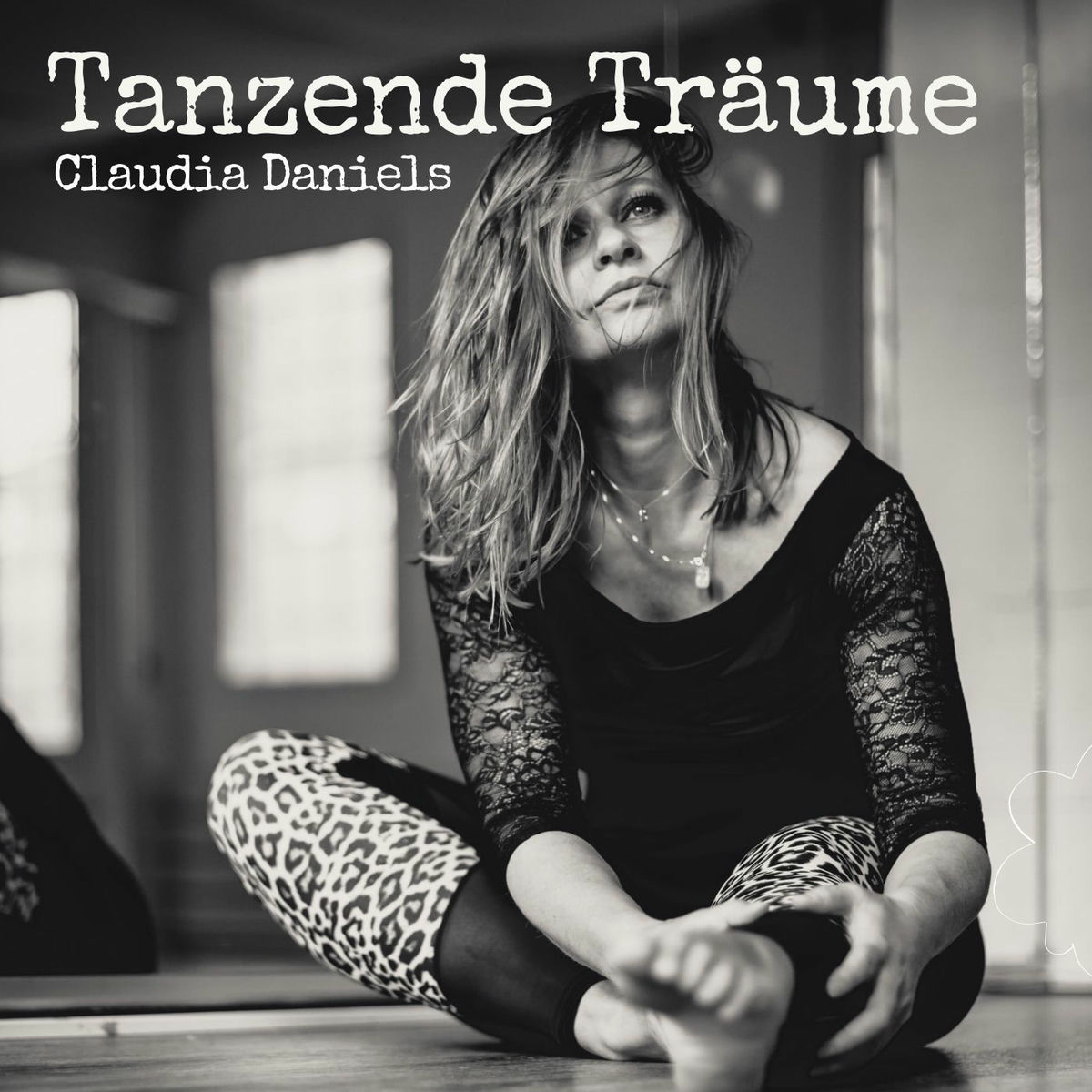 Show cover of Tanzende Träume