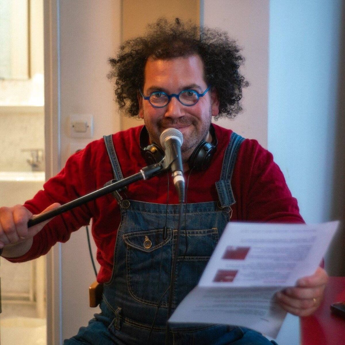 Show cover of LES CINGLÉS DU SHTETL - RADIO YIDDISH POUR TOUS