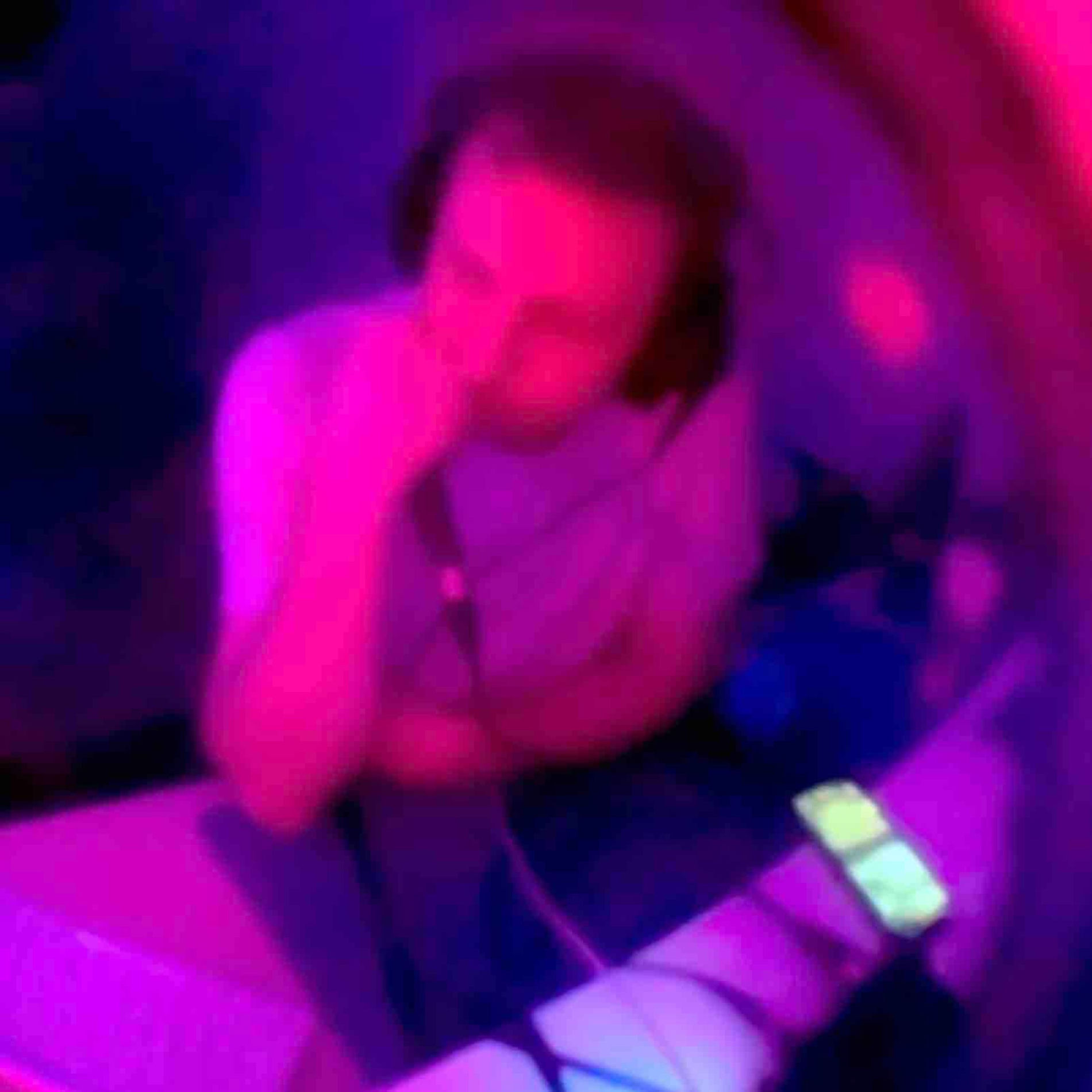 Show cover of No Karaoke