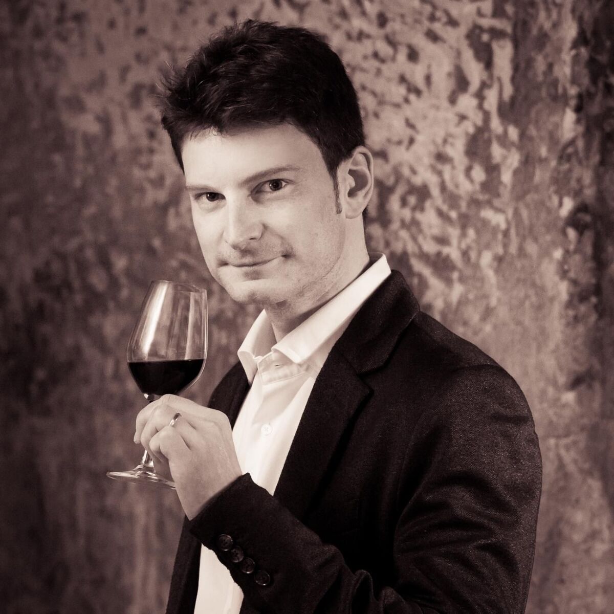Show cover of Le Vin Pas à Pas - Devenez un dégustateur averti
