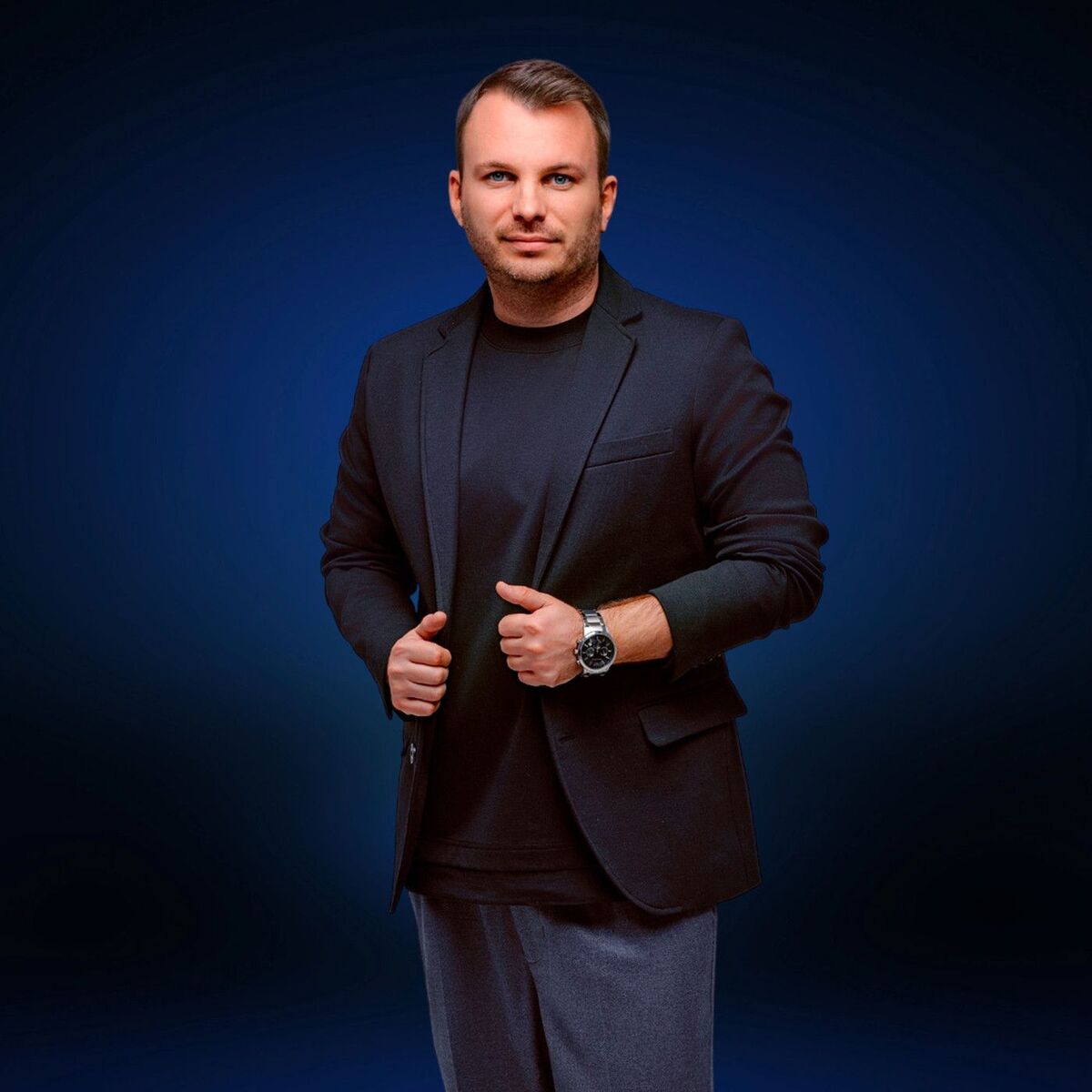 Show cover of Vadim Adamov