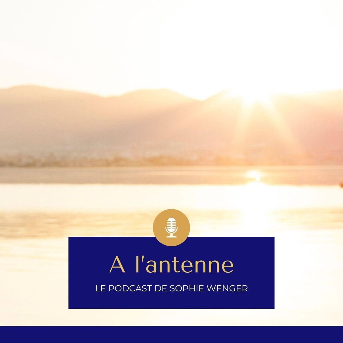 Show cover of A l'antenne avec Sophie