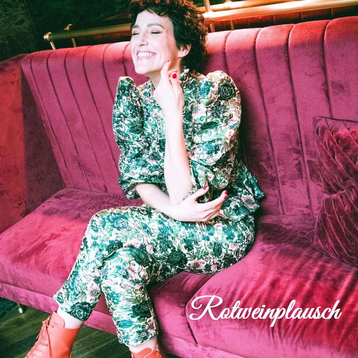 Show cover of Rotweinplausch