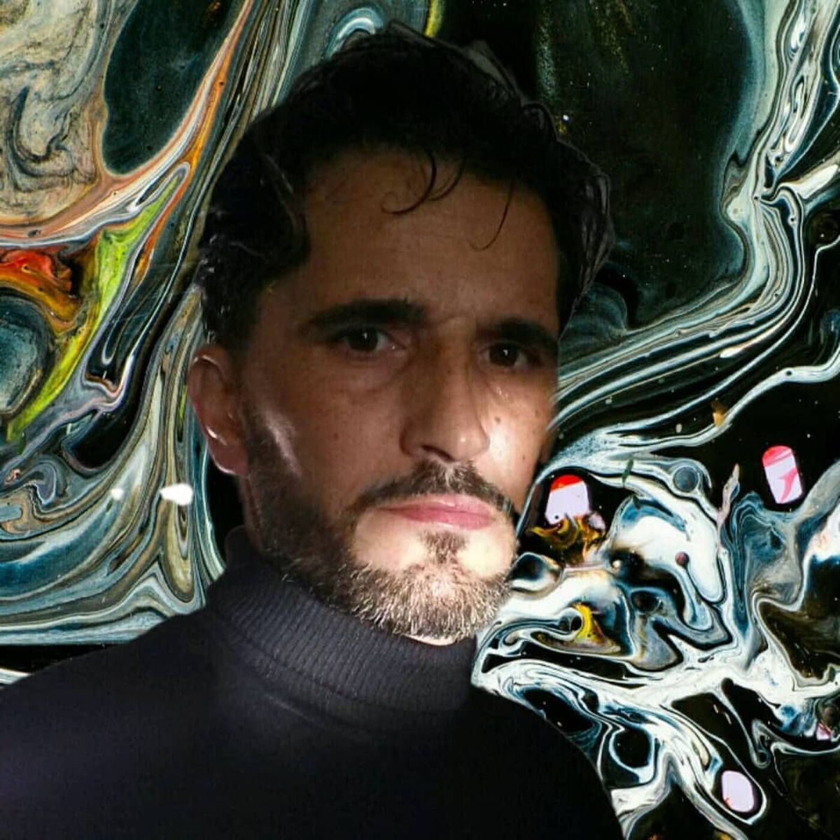 Show cover of MaxTauker