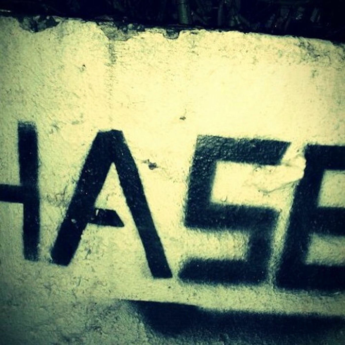 Show cover of Falscher Hase – Mixe, Podcasts & Livemitschnitte